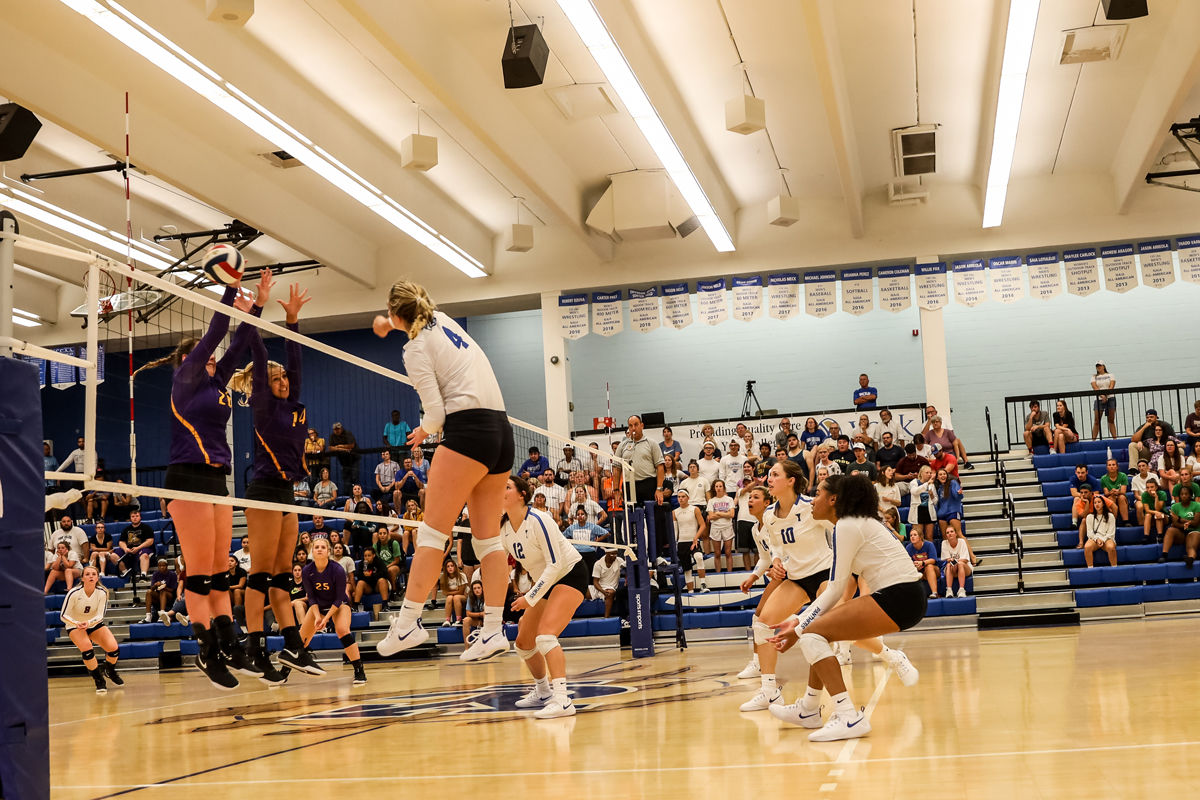 YC VB vs Kansas Wesleyan (10).JPG
